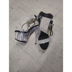 New Pleaser silver sequin heels sz9